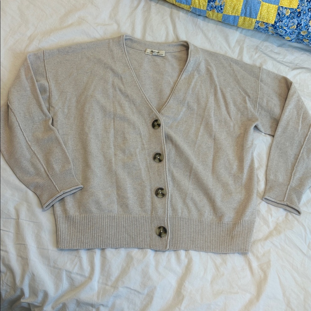 Madewell resourced cashmere and wool cardigan size large